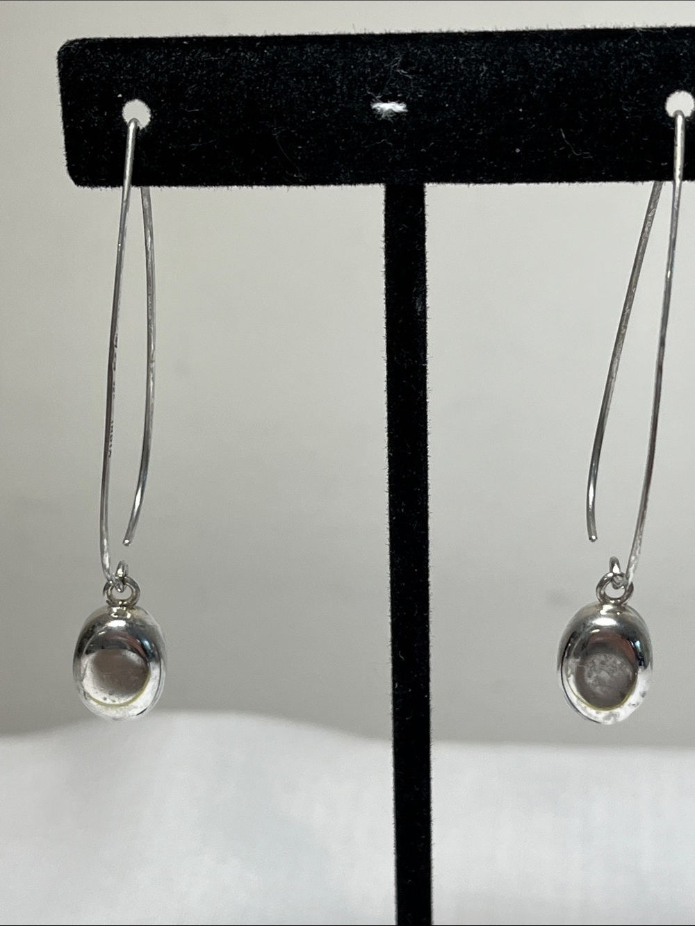 SILPADA 925 Sterling Silver Drop Hoop Earrings
Stamped 925 INDIA